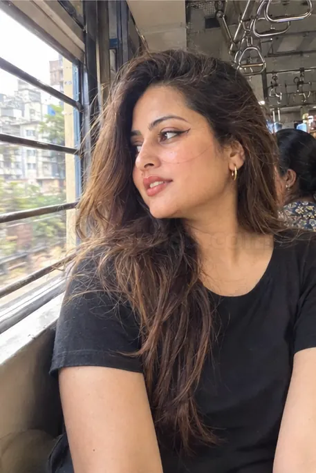Aliya, Travel Companion escort in Mumbai - photo 4 of 4