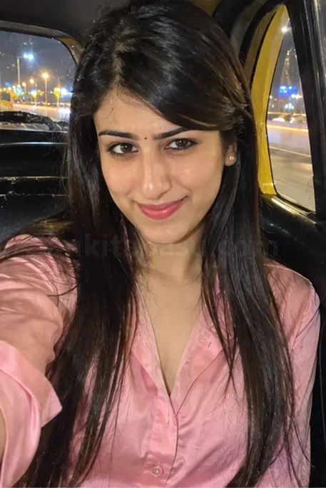 Bhoomika, Independent escort in Mumbai - photo 1 of 4