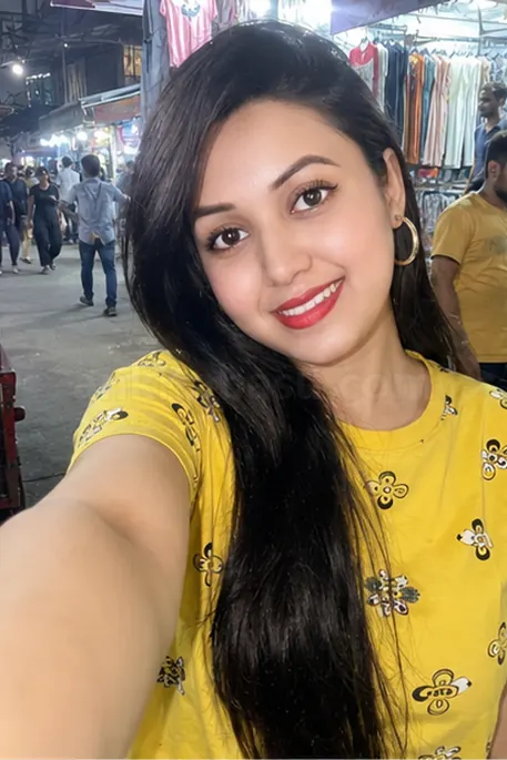 Simran, Dating escort in Mumbai - photo 1 of 4