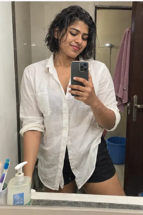 Sneha, Sporty escort in Mumbai - photo 4 of 4