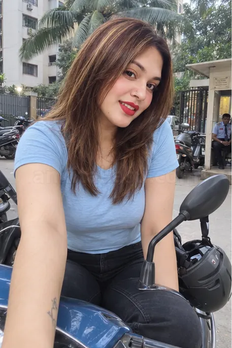 Sweta, Girl Next Door escort in Mumbai - photo 1 of 4
